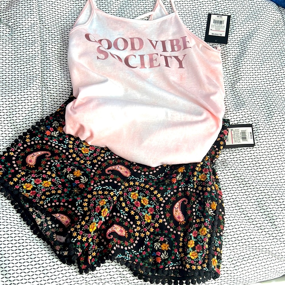 Big Girl Short outfit.!!💥